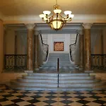 L'orient Palace Apartament