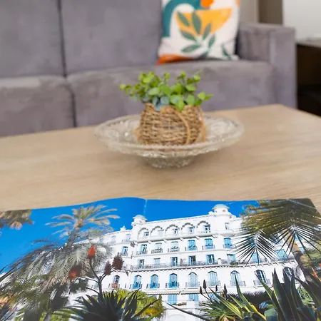 Lägenhet L'orient Palace