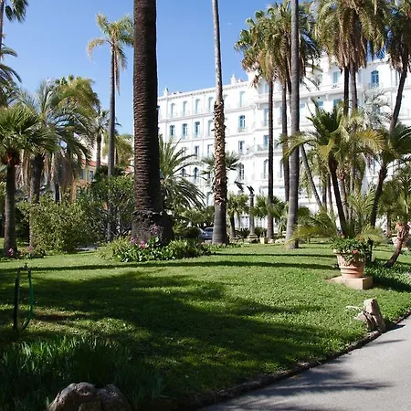 Lägenhet L'orient Palace