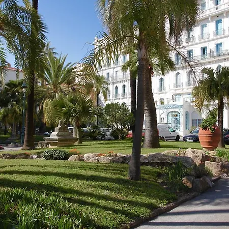 公寓 L'orient Palace