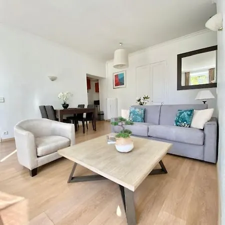 Daire L'orient Palace *