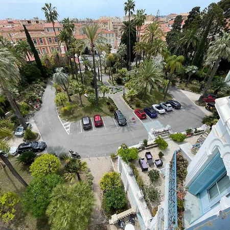 Daire L'orient Palace Menton