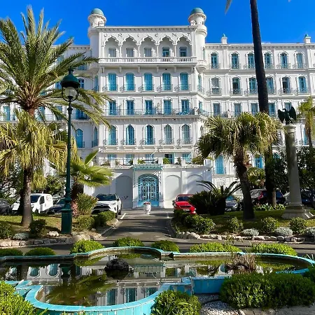 L'orient Palace
