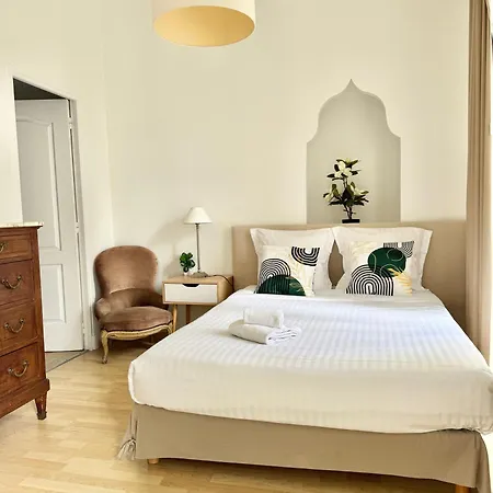 Daire L'orient Palace