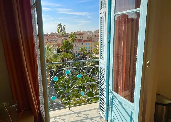 L'orient Palace Апартаменты