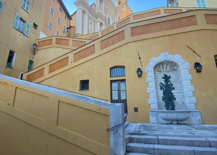 Апартаменты L'orient Palace *